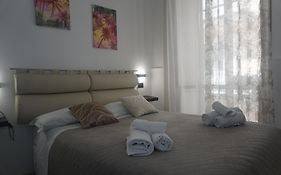Amuni Taormina